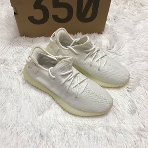 Yeezy 350 v2